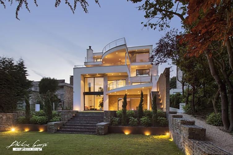 maison architecte balcon