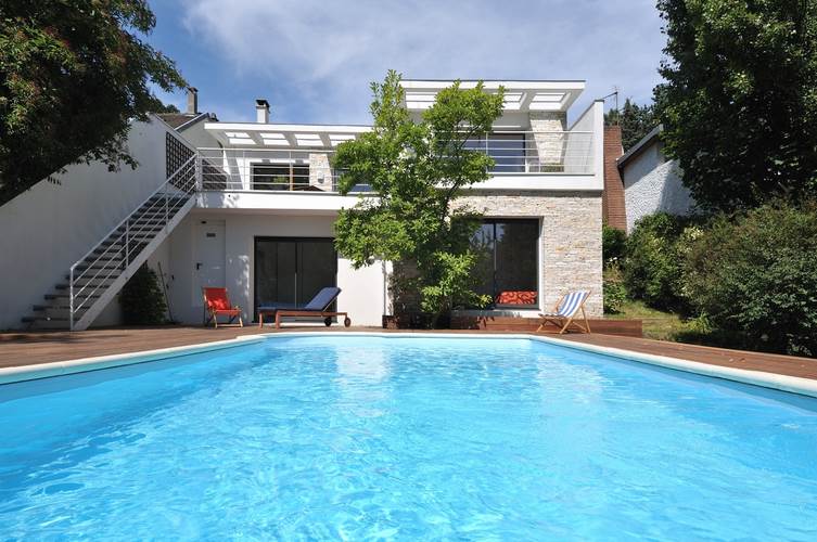 maison moderne piscine